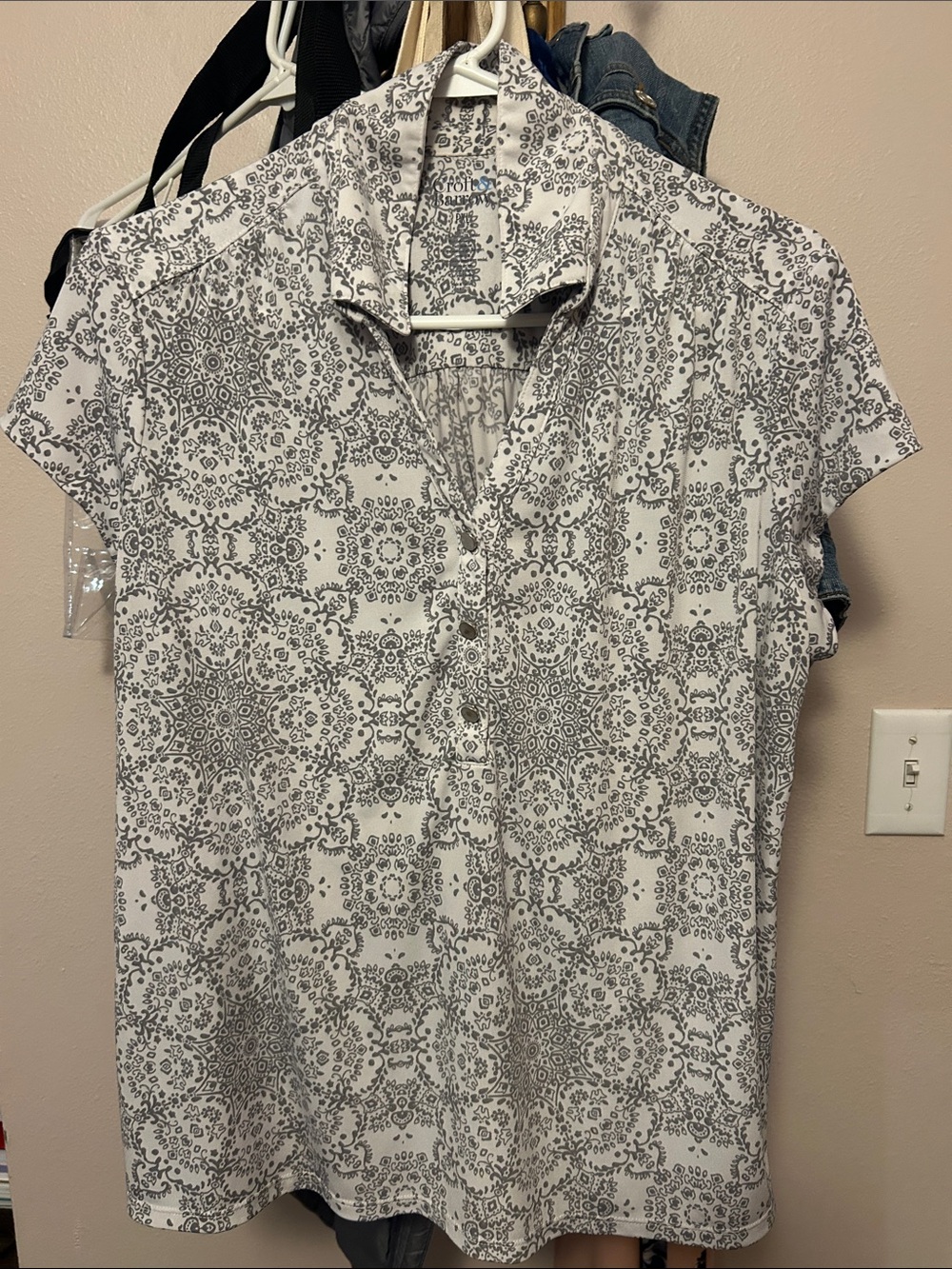 croft & barrow White Short-Sleeve Button Front Top with Gray Medallion Print
